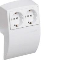 L 2250 cws - Socket outlet box for skirting duct L 2250 cws