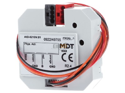 Front view MDT AIO-0210V.01 Analog Actuator 2-fold, flush mounted, 0-10V, In-/Output shiftable - 
