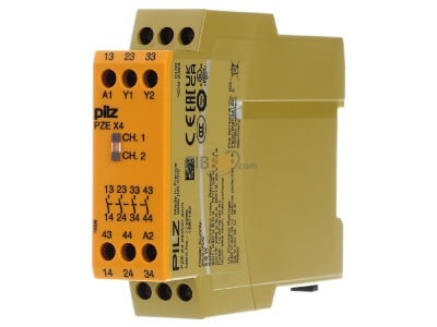 Front view Pilz PZE X4 #774585 Safety relay DC PZE X4 774585
