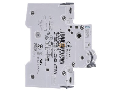 View on the left Siemens 5SY4132-6 Miniature circuit breaker 1-p B32A 
