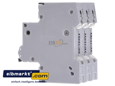 View on the right Siemens Indus.Sector 5SY4316-7 Miniature circuit breaker 3-p C16A 
