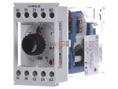 Front view Dold AA7616.32(0000700) Timer relay 0,15...108000s AC 240V 
