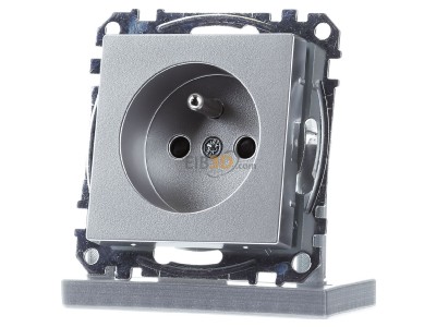 Front view Merten MEG2500-0460 Socket outlet (receptacle) aluminium 
